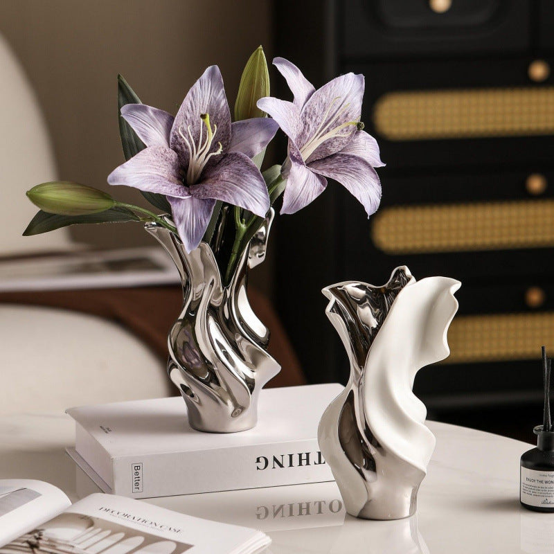 MooMM VA ceramic vase